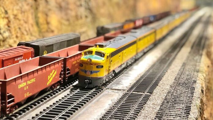 Best-Model-Trains-for-Hobbyists_-Top-Picks-in-2023